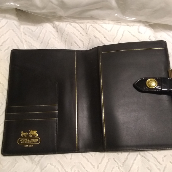 Coach Large wallet - Picture 4 of 9